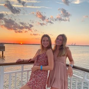 Meet your Posher, Anna